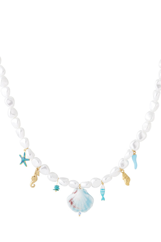 Parelketting met kleurrijke bedels